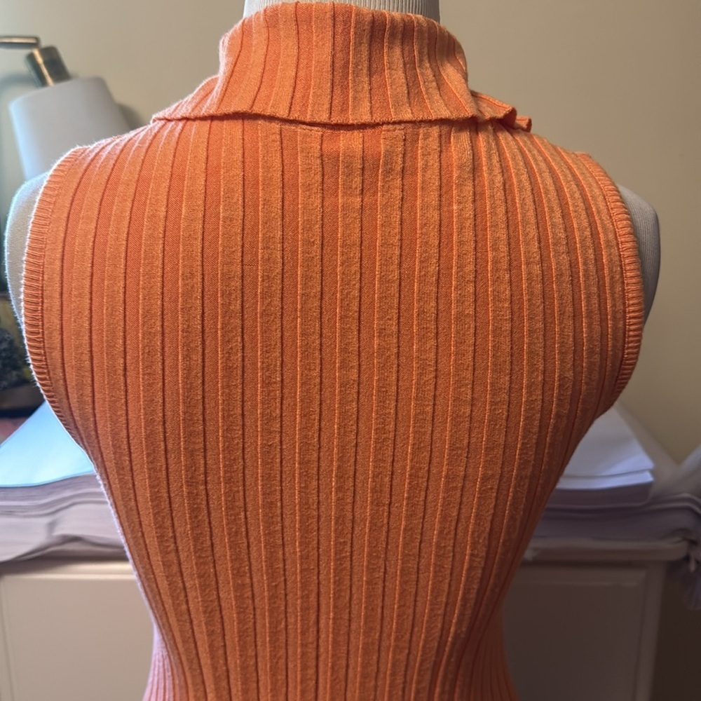 Orange Ribbed Sleeveless Top - Picture 4 of 8